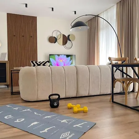 Luxury With King-size Bed And Fast Wi-fi Apartment Tirana